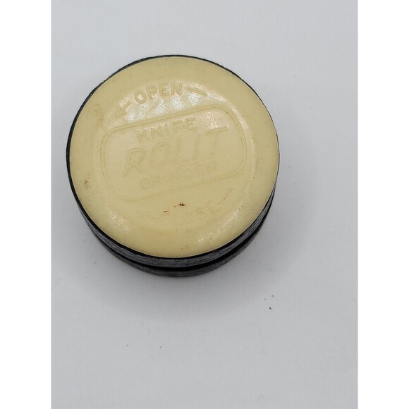 Vintage 1950's Rolit Collapsible Hand Held Knife/Scissors Sharpener Circle Stone - Picture 4 of 5